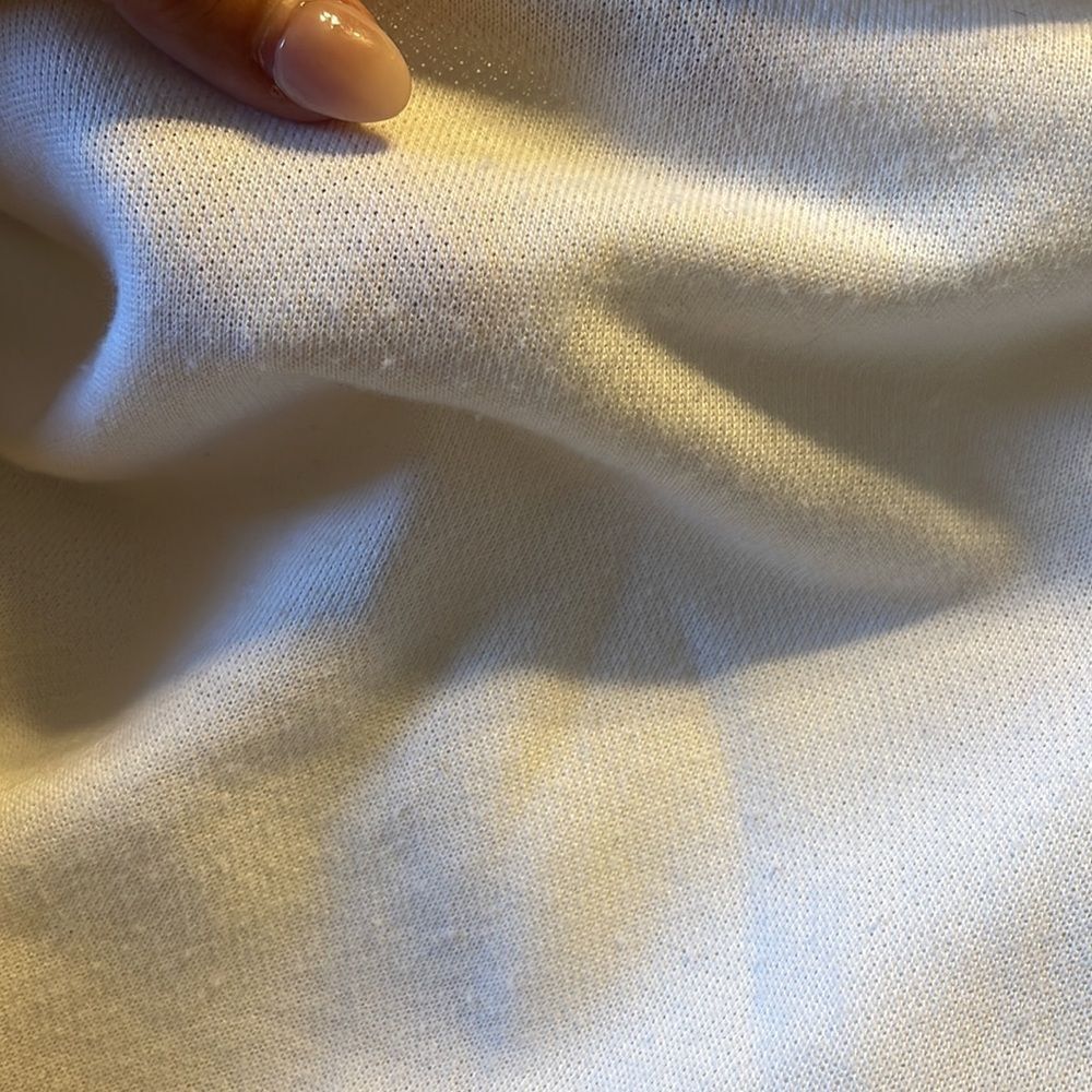 White cropped pull over - Picture 4 of 4
